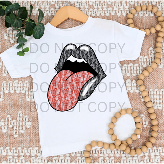 FAUX LACE LIPS